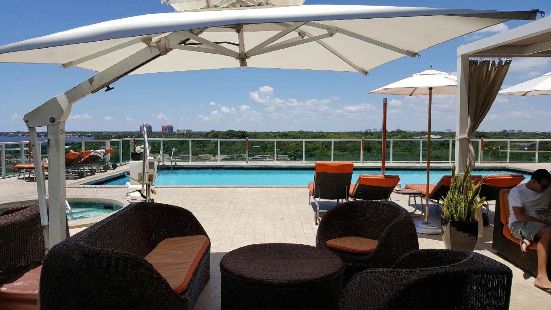 Gorgeous Coconut Grove 3 Bedroom With Amazing Views Parking Included Apartment *