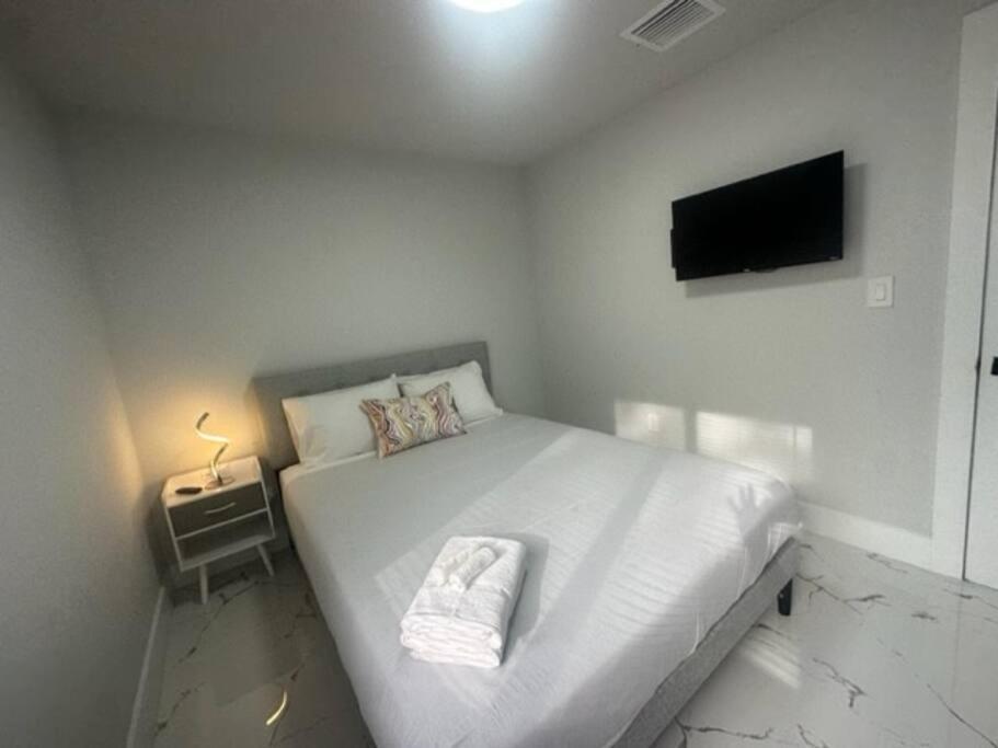 Luxe 3bed 3 Bath Minutes From Wynwood & Design Art District * Miami