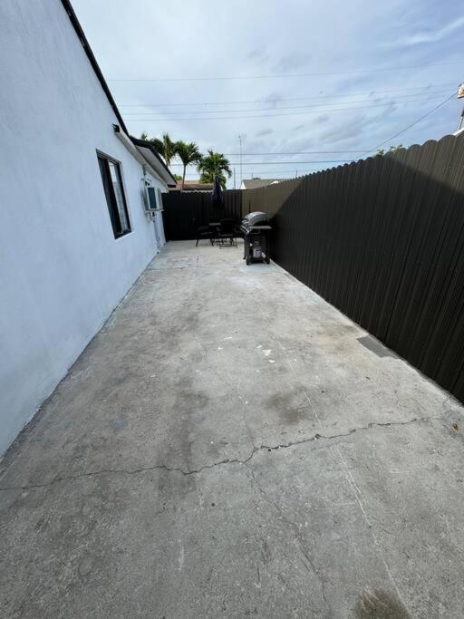 Near Airport/beach Apartment *