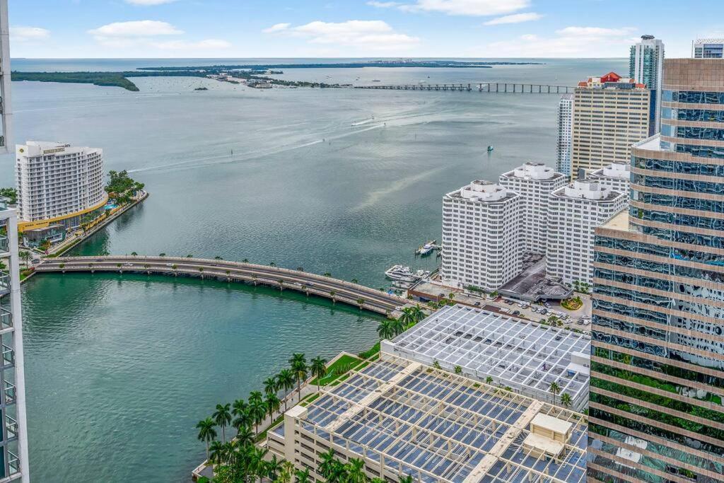 44th Floor Corner 2 Bdr• Icon Brickell• Ocean View And Free Apartment *