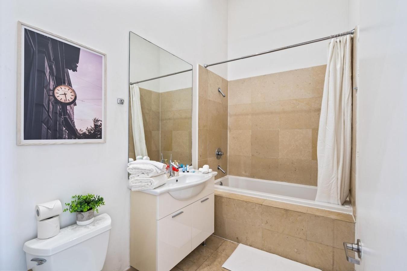 Icon 1 Bed With Water Views 16 Ft Ceilings And Free Access Apartamento Miami