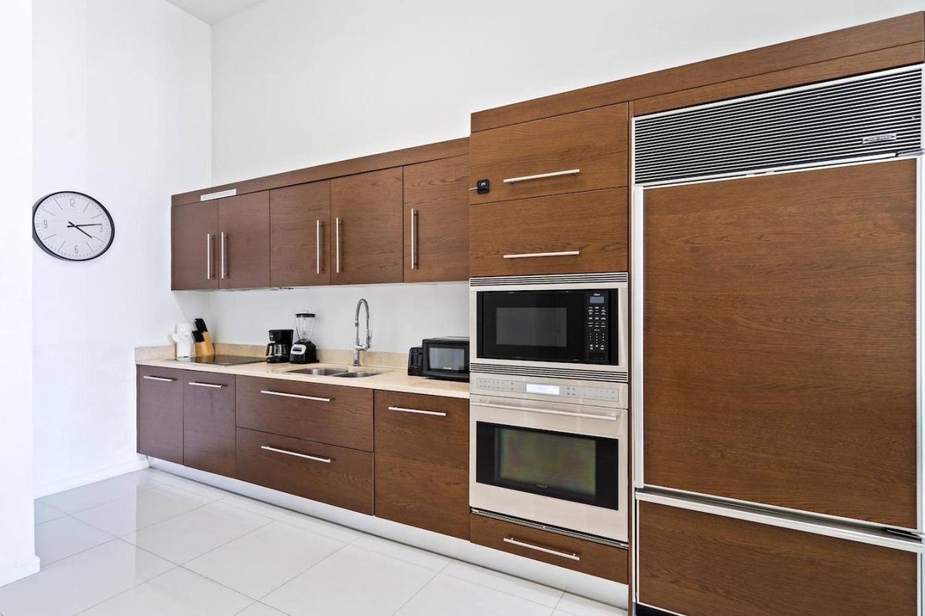 Icon 1 Bed With Water Views 16 Ft Ceilings And Free Access Apartamento *