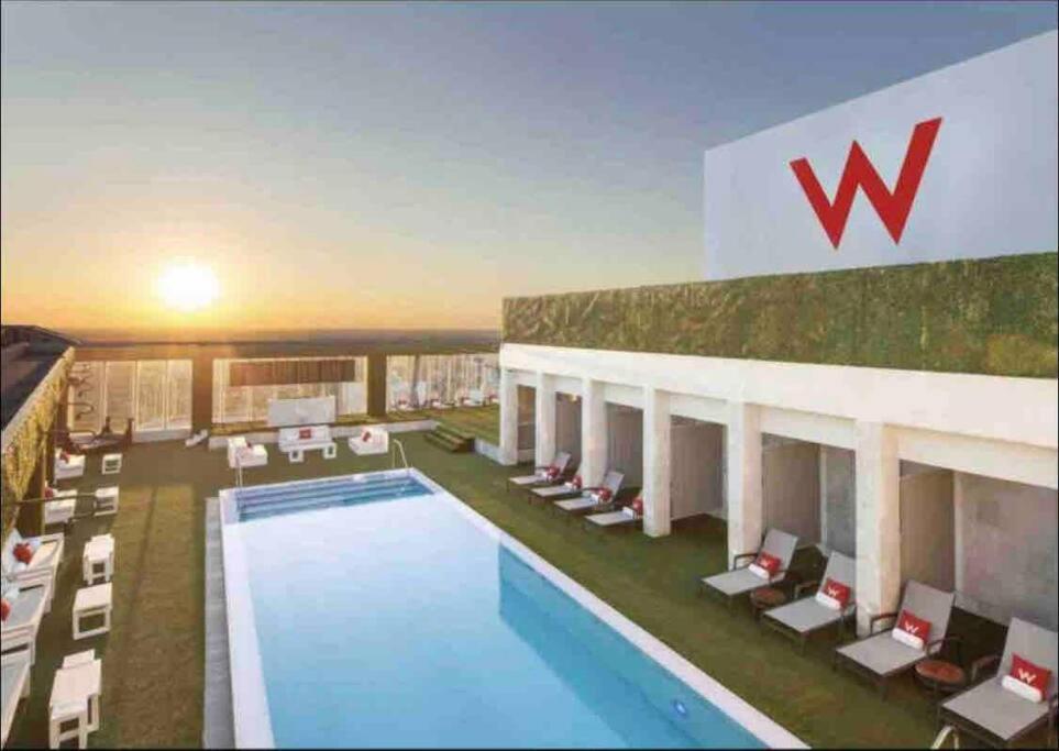Icon 39th Floor 1 Bedroom Apartment- Bay & View- Free Apartment Miami