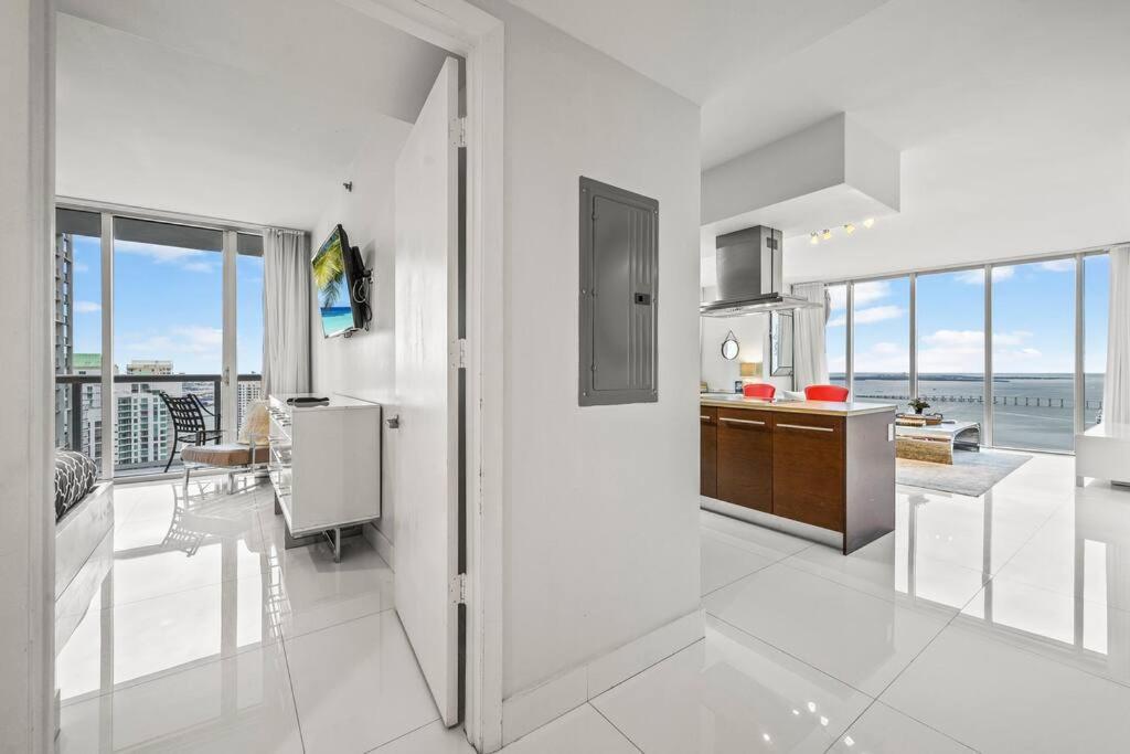 44th Floor Corner 2 Bdr• Icon Brickell• Ocean View And Free