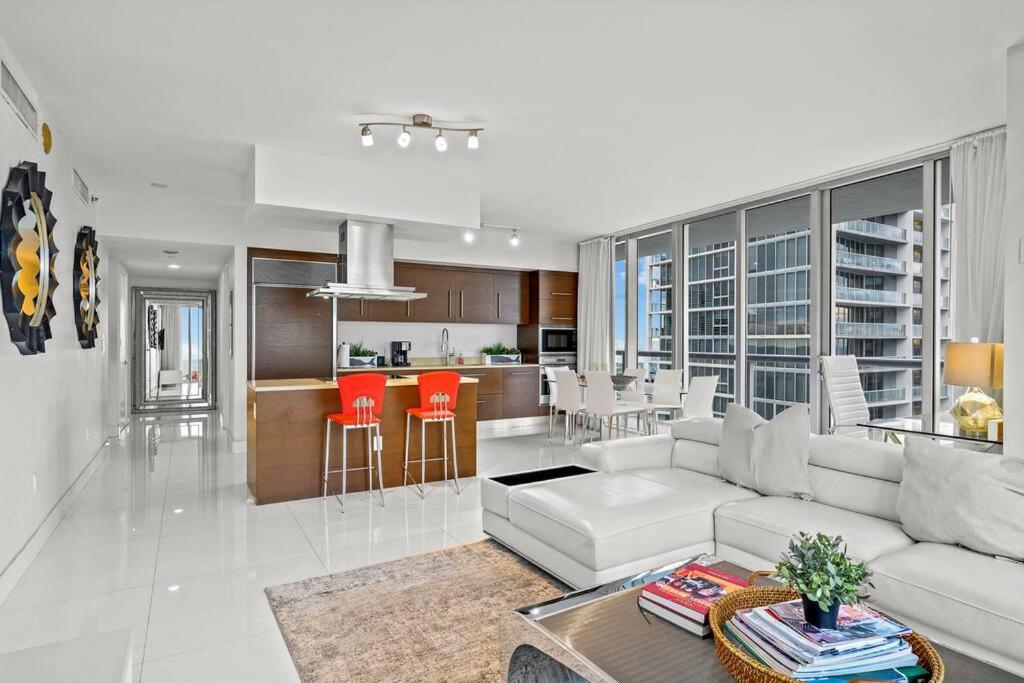 Apartment 44th Floor Corner 2 Bdr• Icon Brickell• Ocean View And Free