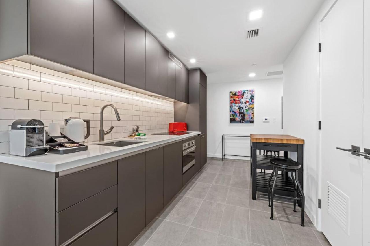 Apartment Downtown Luxury Pool And Gym