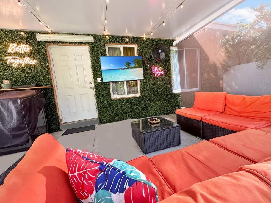 Coastal Escape: Luxury Retreat With Game & Access * Miami