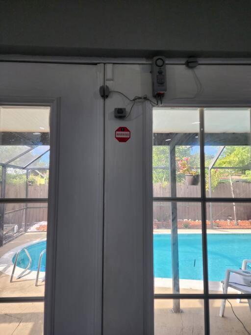 Apartment The Perfect Vacation Getaway ! *