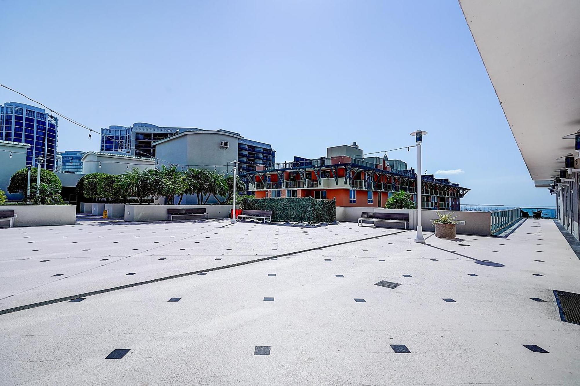 Coconut Grove 10th Floor Private Unit Parking Included Hotel Miami