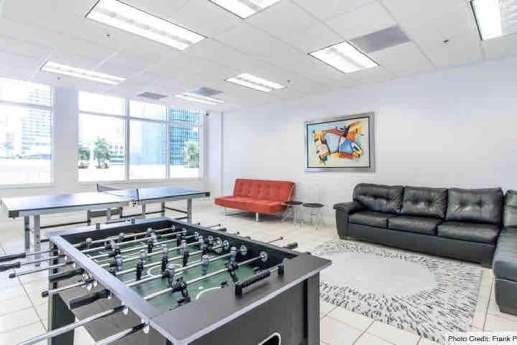 Luxury 1 Bdr • 30th Floor • Brickell • Water Views Miami