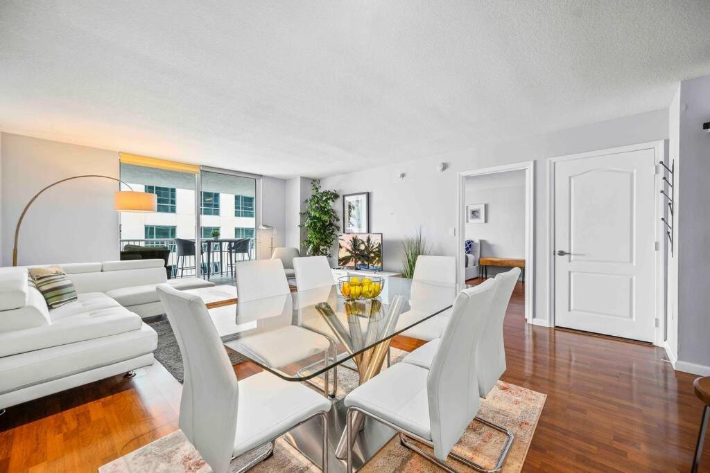 Apartment Luxe 1 Bdr • 32th Floor • Brickell • Ocean Views *