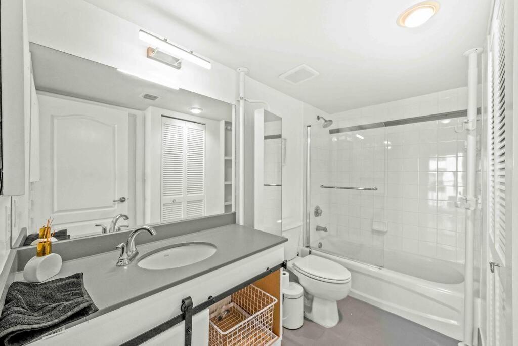 Luxe 1 Bdr • 32th Floor • Brickell • Ocean Views *