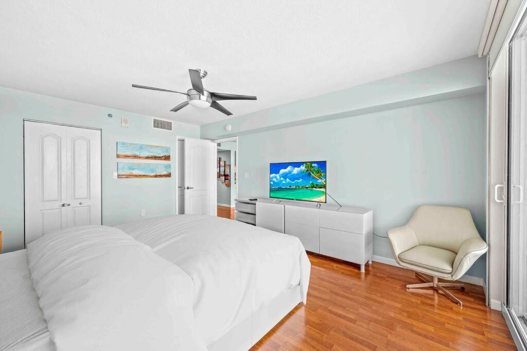 Luxe 1 Bdr • 32th Floor • Brickell • Ocean Views *