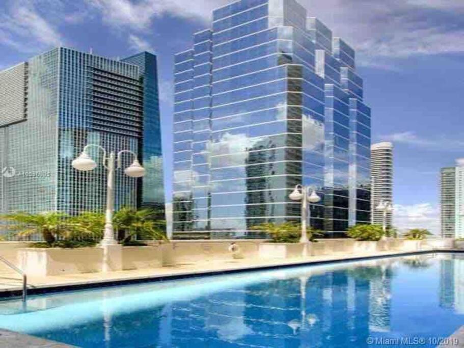 Apartment Luxe 1 Bdr • 32th Floor • Brickell • Ocean Views