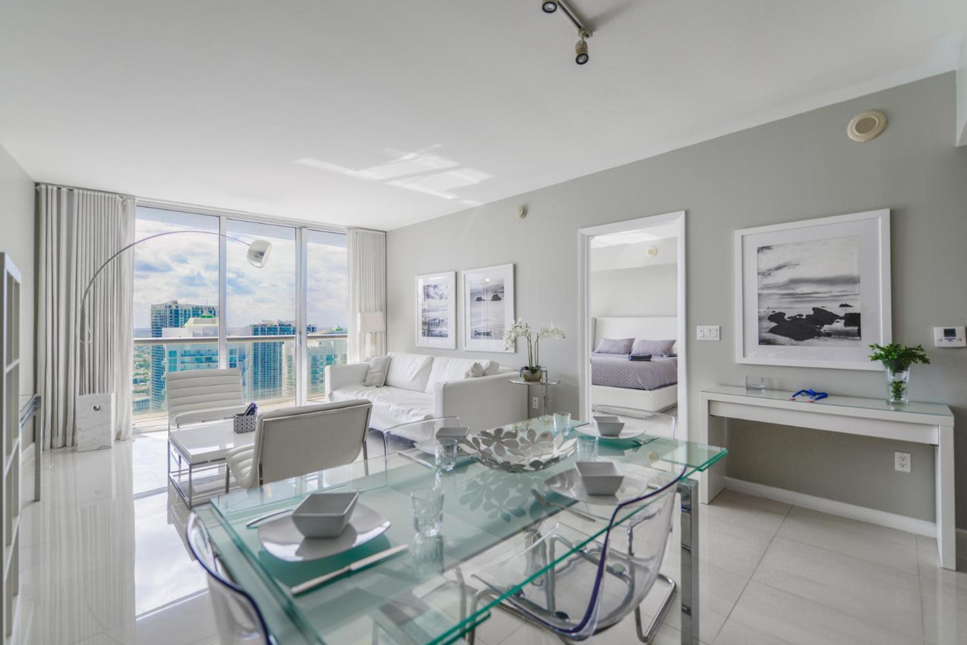 Luxury 45th Floor At Icon Miami