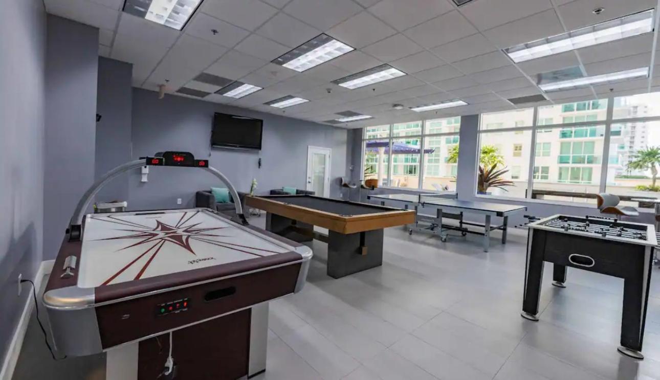 Beautiful High Floor * Brickell * Ocean View Apartment Miami