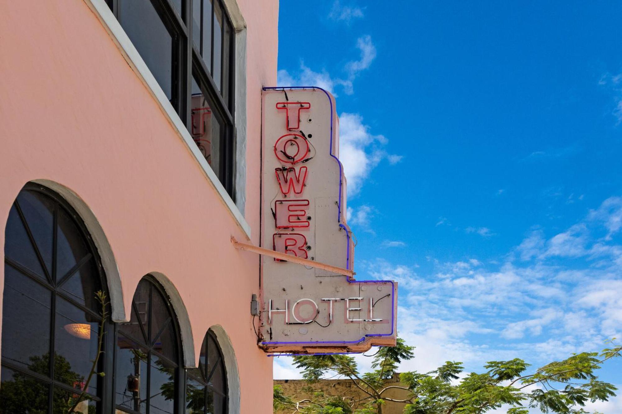 Hotel Roami At Tower - Calle Ocho *