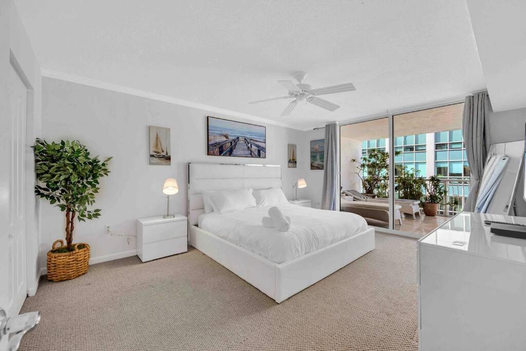 Ph 41st Floor 3 Bed • Brickell • Ocean View *