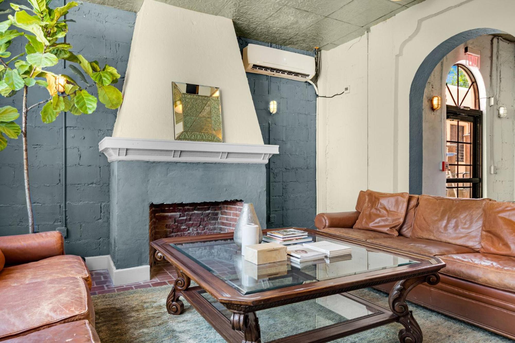 Hotel Roami At Tower - Calle Ocho