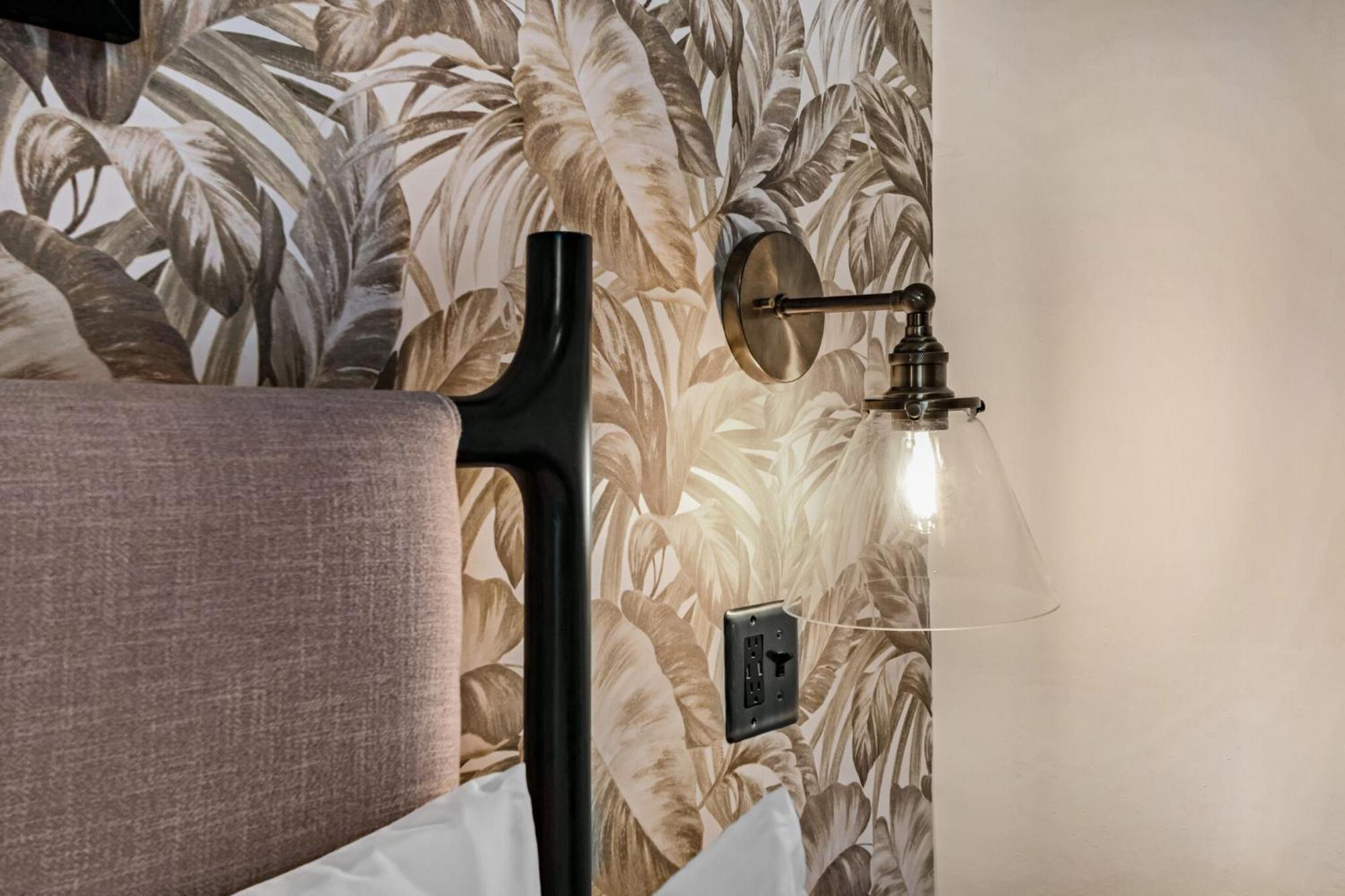 Hotel Roami At Tower - Calle Ocho