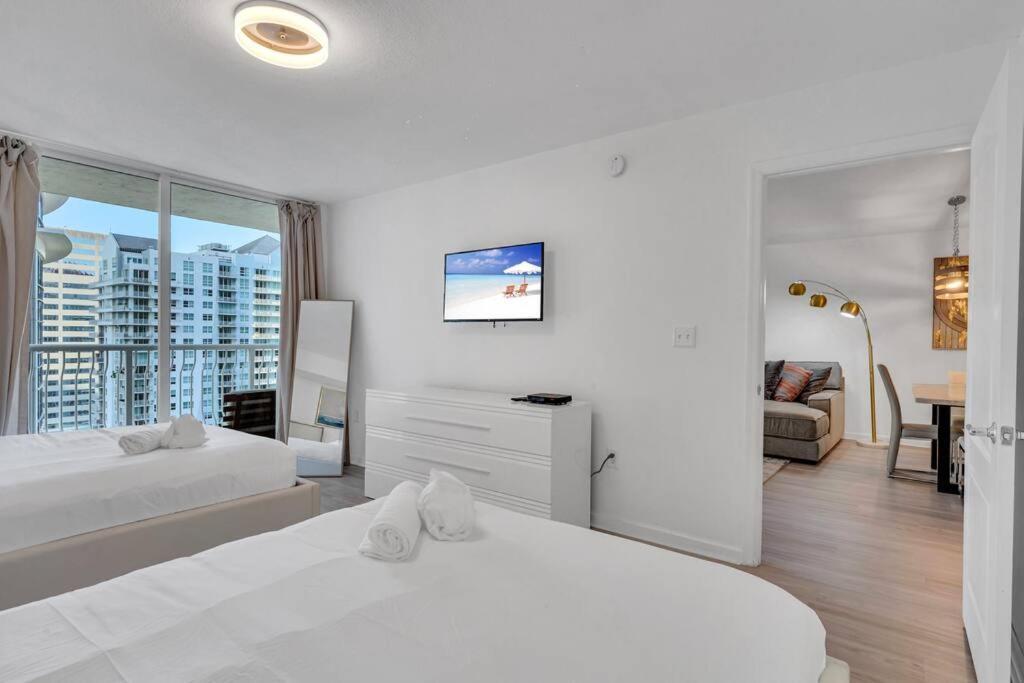 Apartment Beautiful 1 Bed 1 Bath • Brickell • Bay View *
