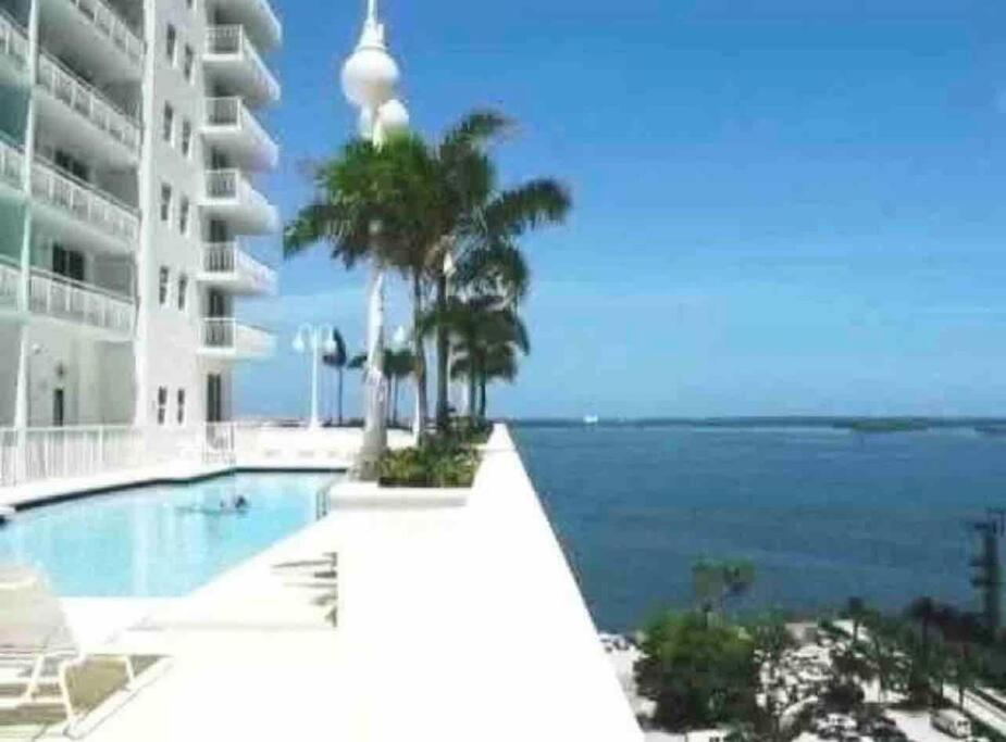 Apartment Beautiful 1 Bed 1 Bath • Brickell • Bay View