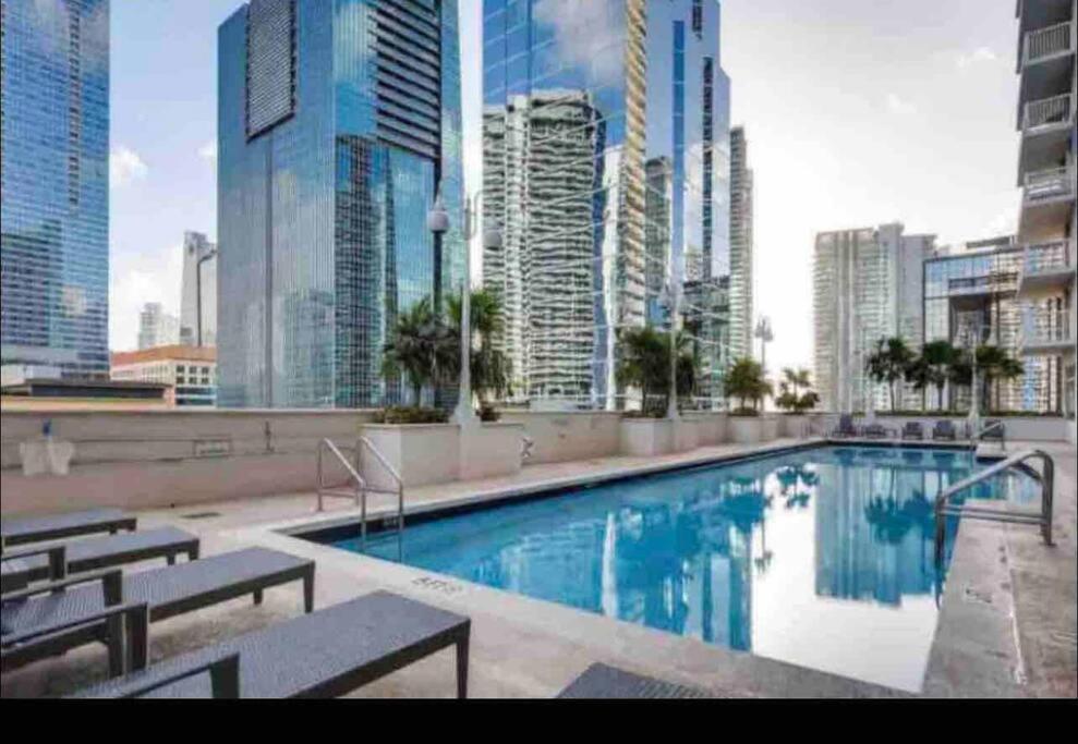 Beautiful 1 Bed 1 Bath • Brickell • Bay View Miami
