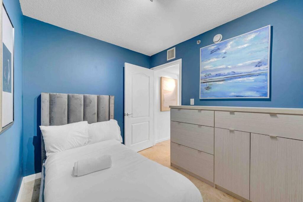Ph 41st Floor 3 Bed • Brickell • Ocean View