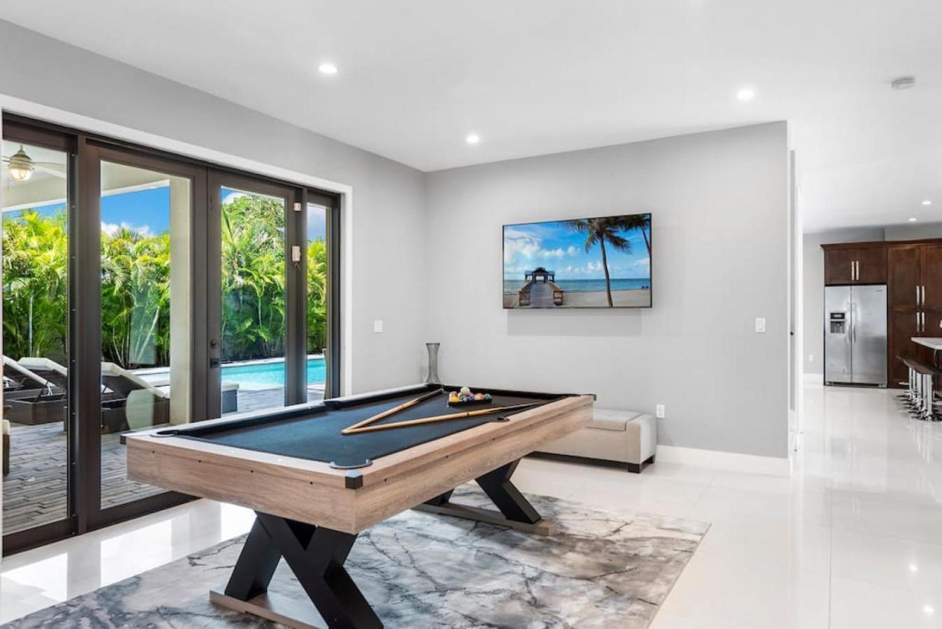 Granada Modern Luxury In Massive Mansion With Heated Pool Villa Miami