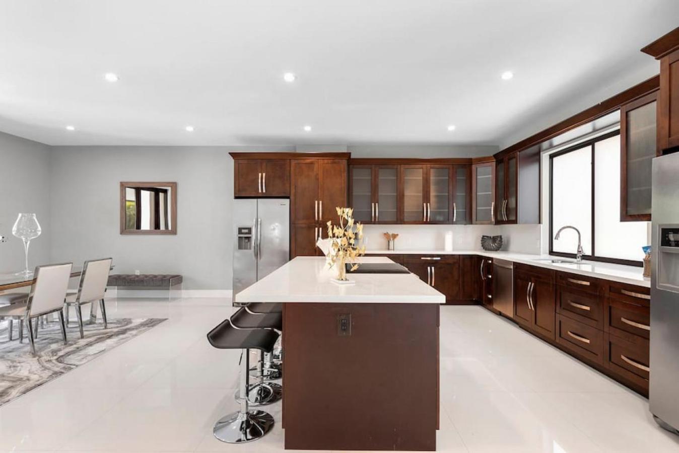 Granada Modern Luxury In Massive Mansion With Heated Pool * Miami