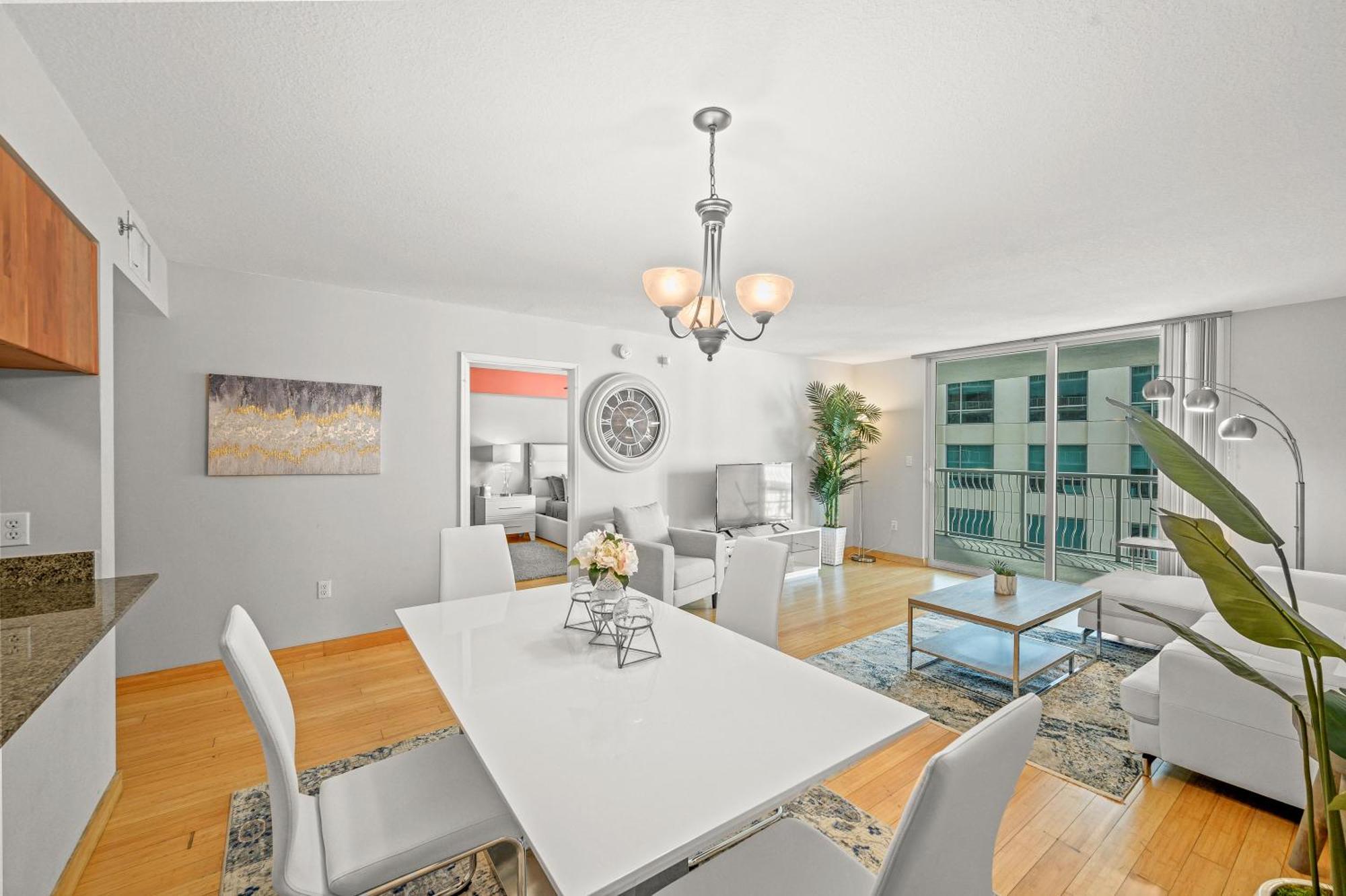 Luxurious 1 Bed • Brickell • Ocean Views Apartment