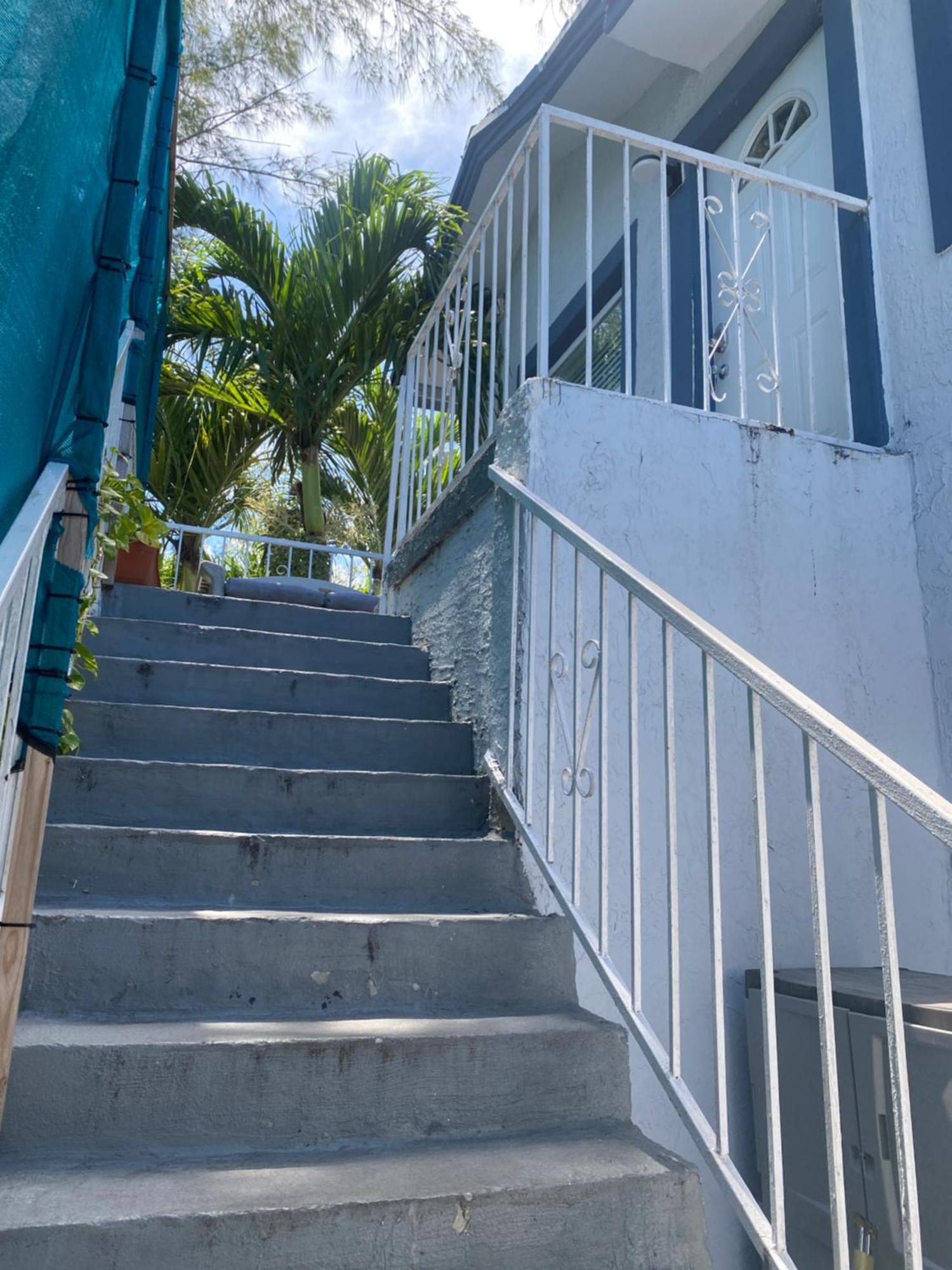 Bright Townhouse 3 Bedroom Free Parkig Garden Holiday home *