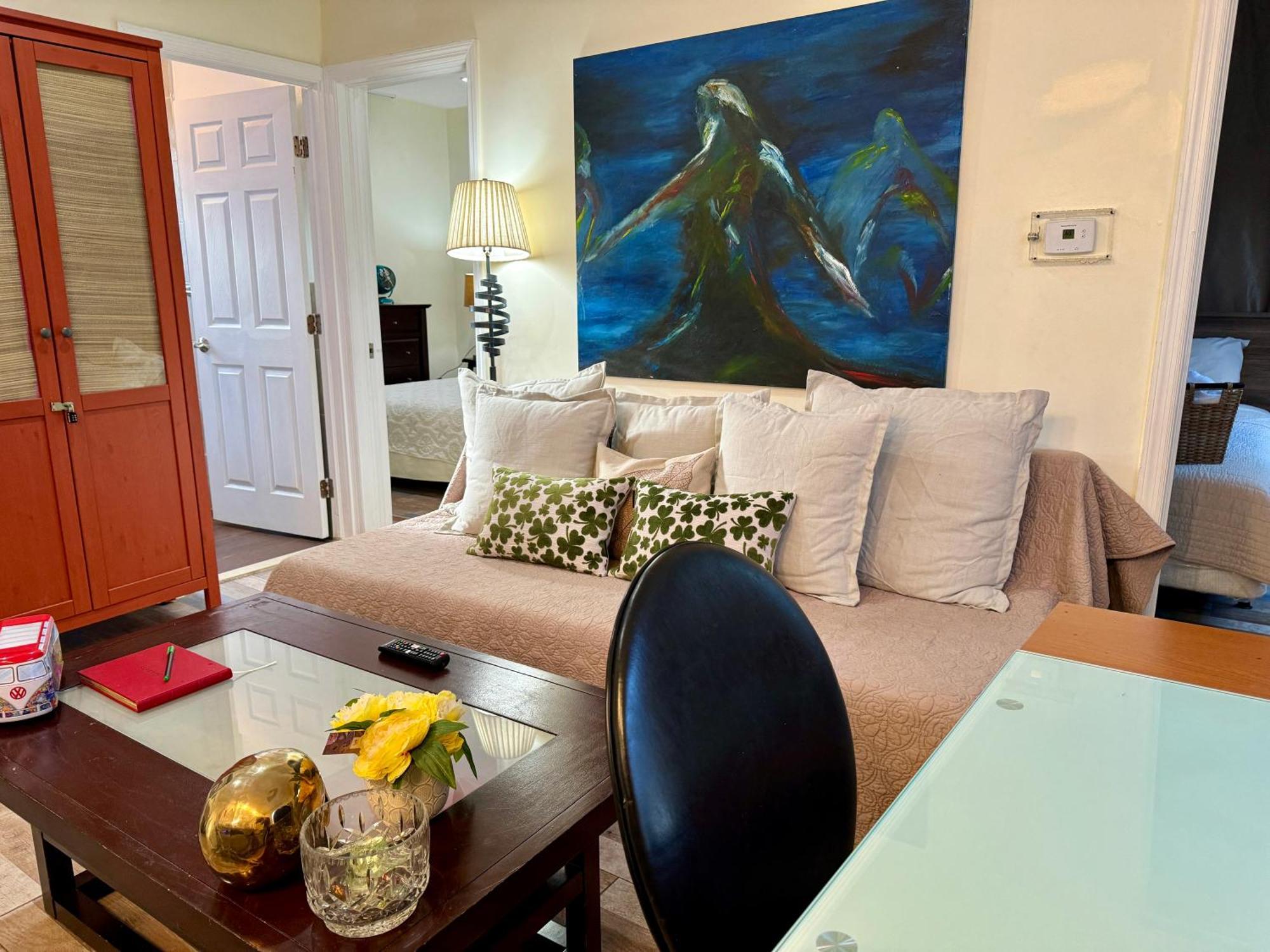 Bright Townhouse 3 Bedroom Free Parkig Garden