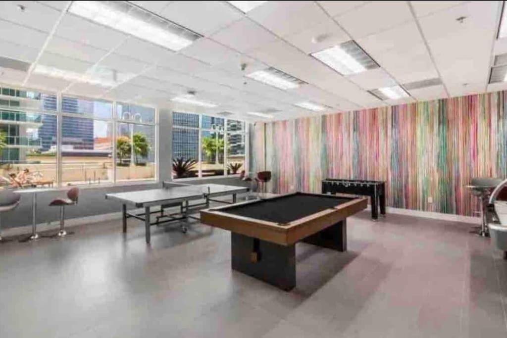 Apartment Lux 1 Bdr 1 Bth • Brickell • Pool & Ocean Views *