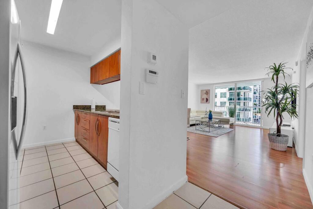 Apartment Lux 1 Bdr 1 Bth • Brickell • Pool & Ocean Views Miami
