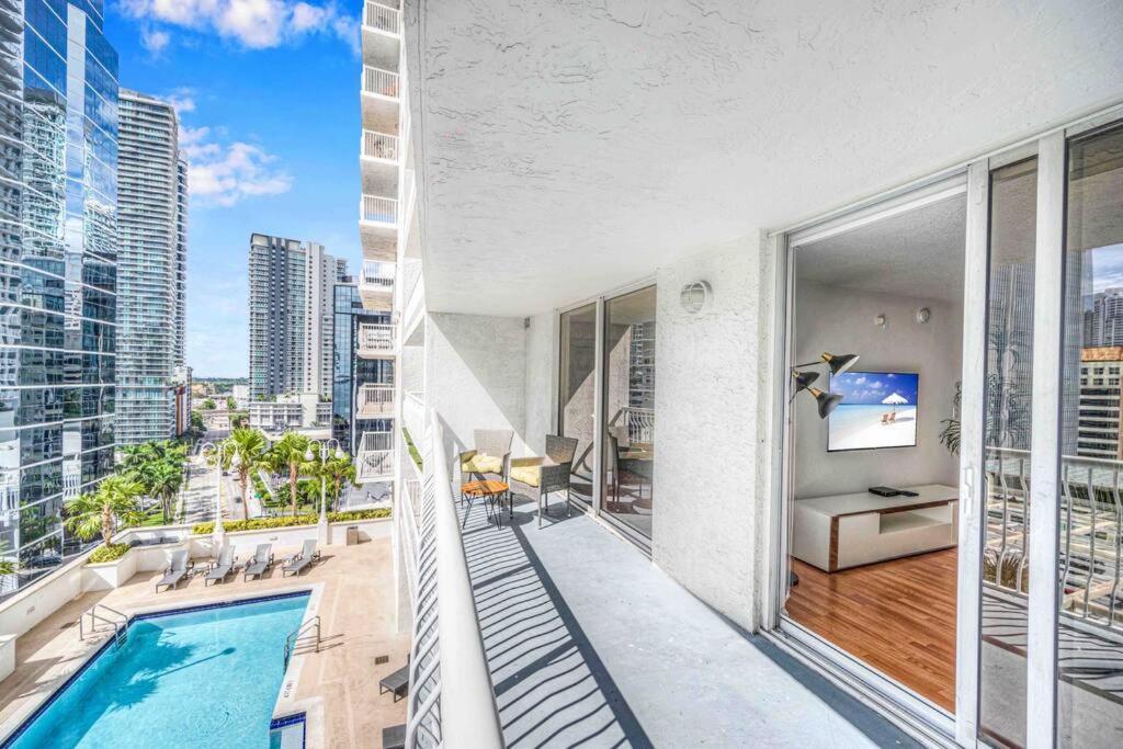 Lux 1 Bdr 1 Bth • Brickell • Pool & Ocean Views Apartment Miami