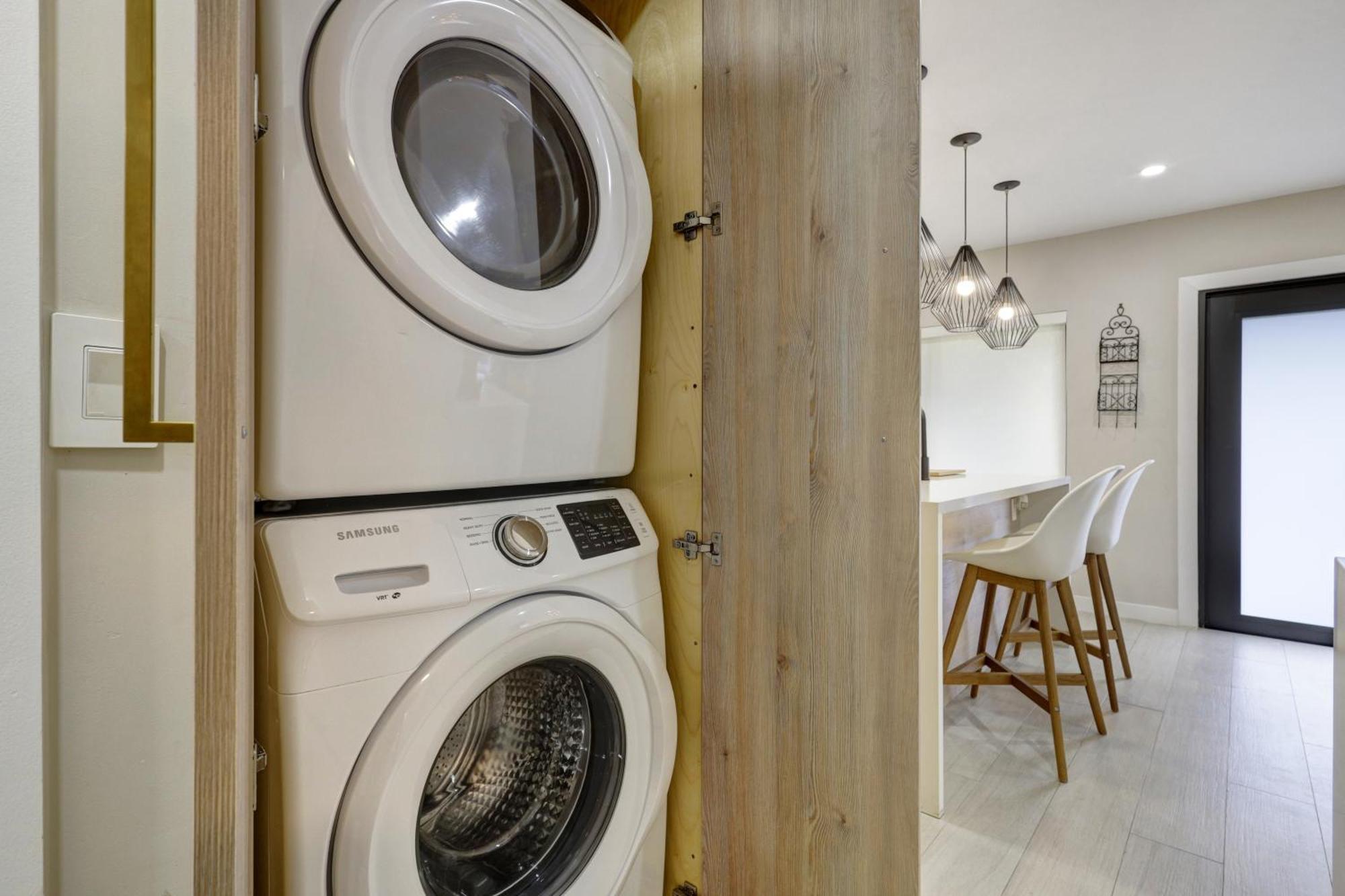 Designer W Pool & Firepit - 7 Min To Brickell Miami
