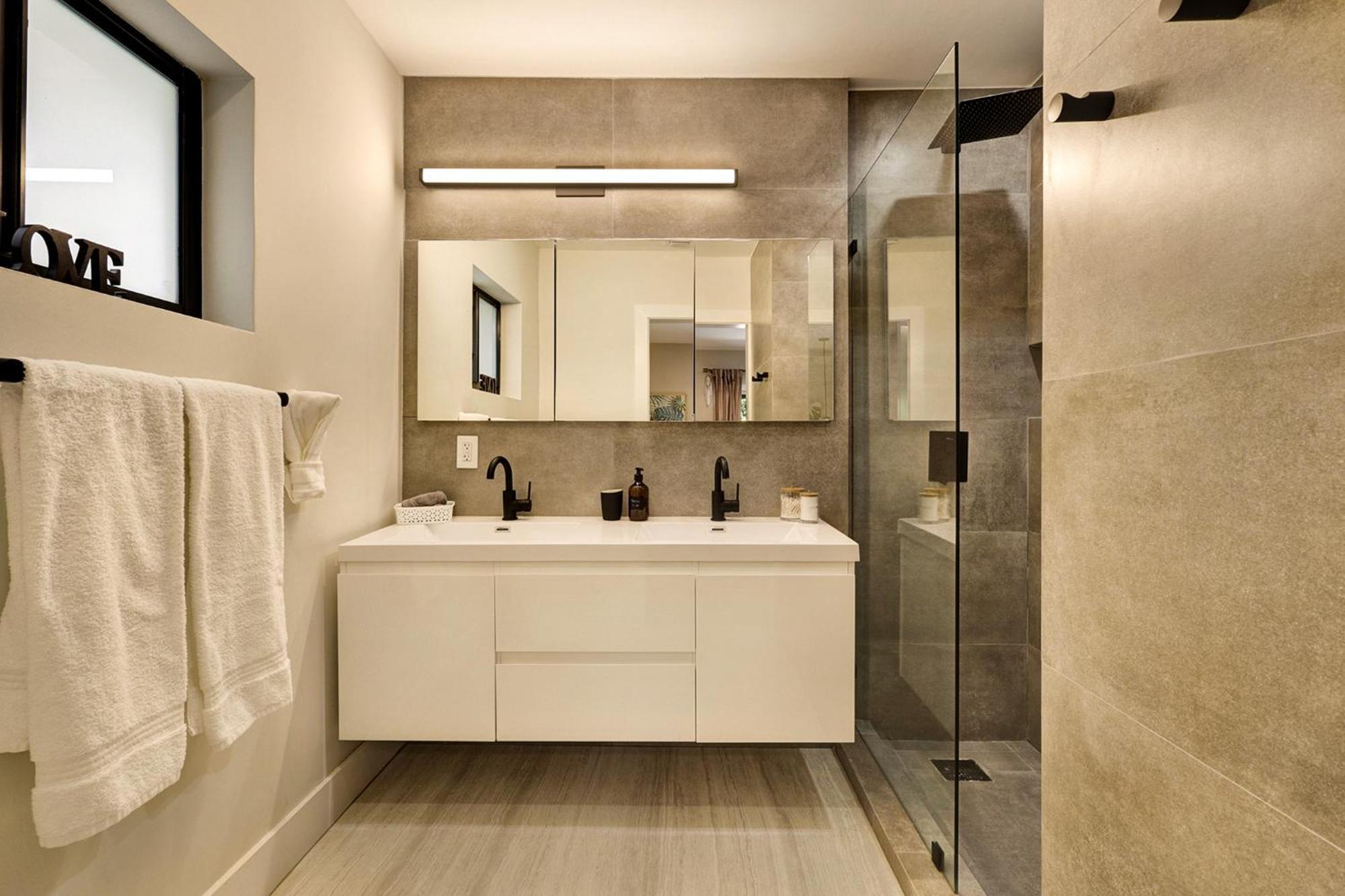 Designer W Pool & Firepit - 7 Min To Brickell Holiday home