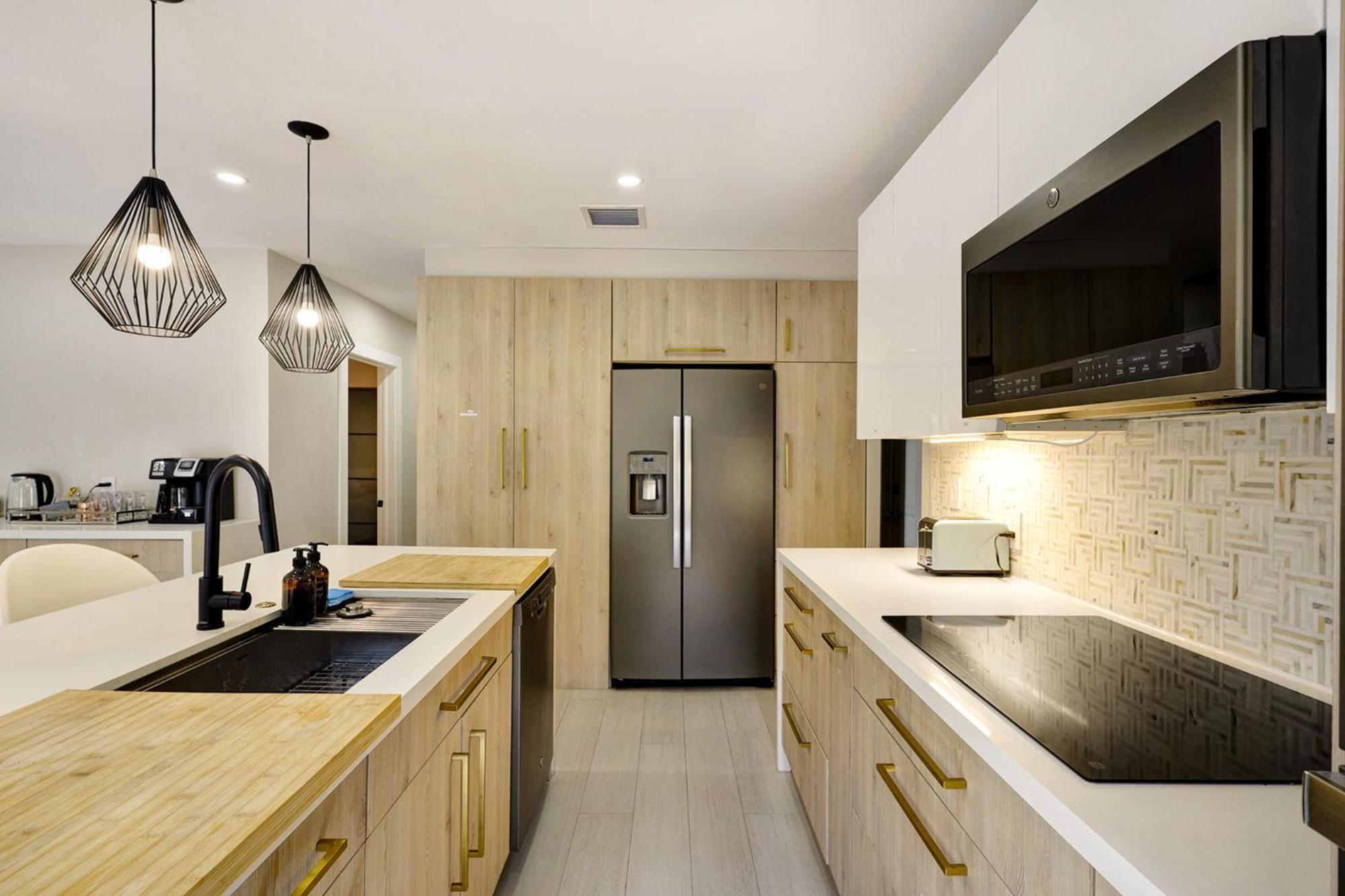 Designer W Pool & Firepit - 7 Min To Brickell Miami