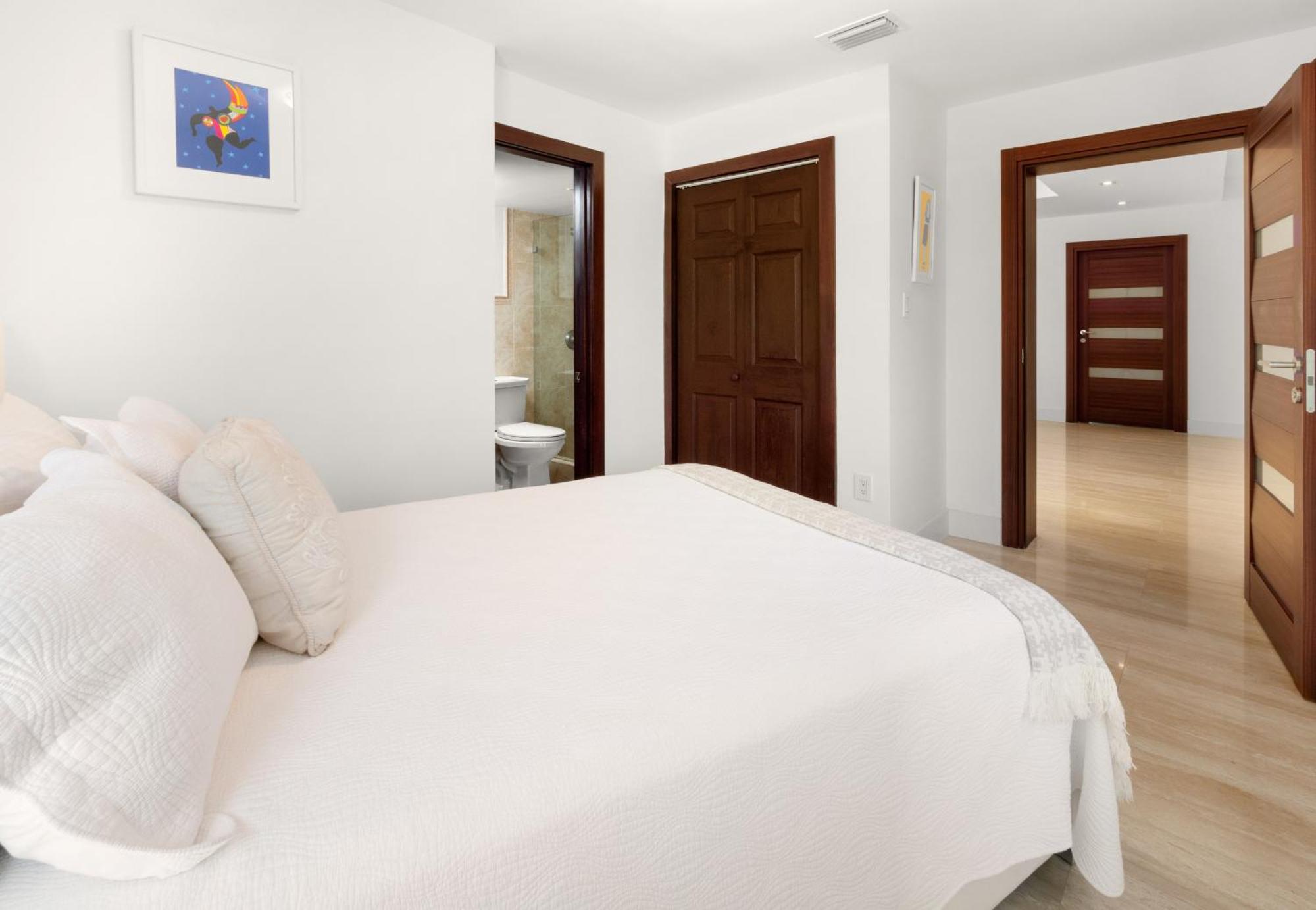 Experience Opulence Your Exclusive Waterfront Sanctuary In