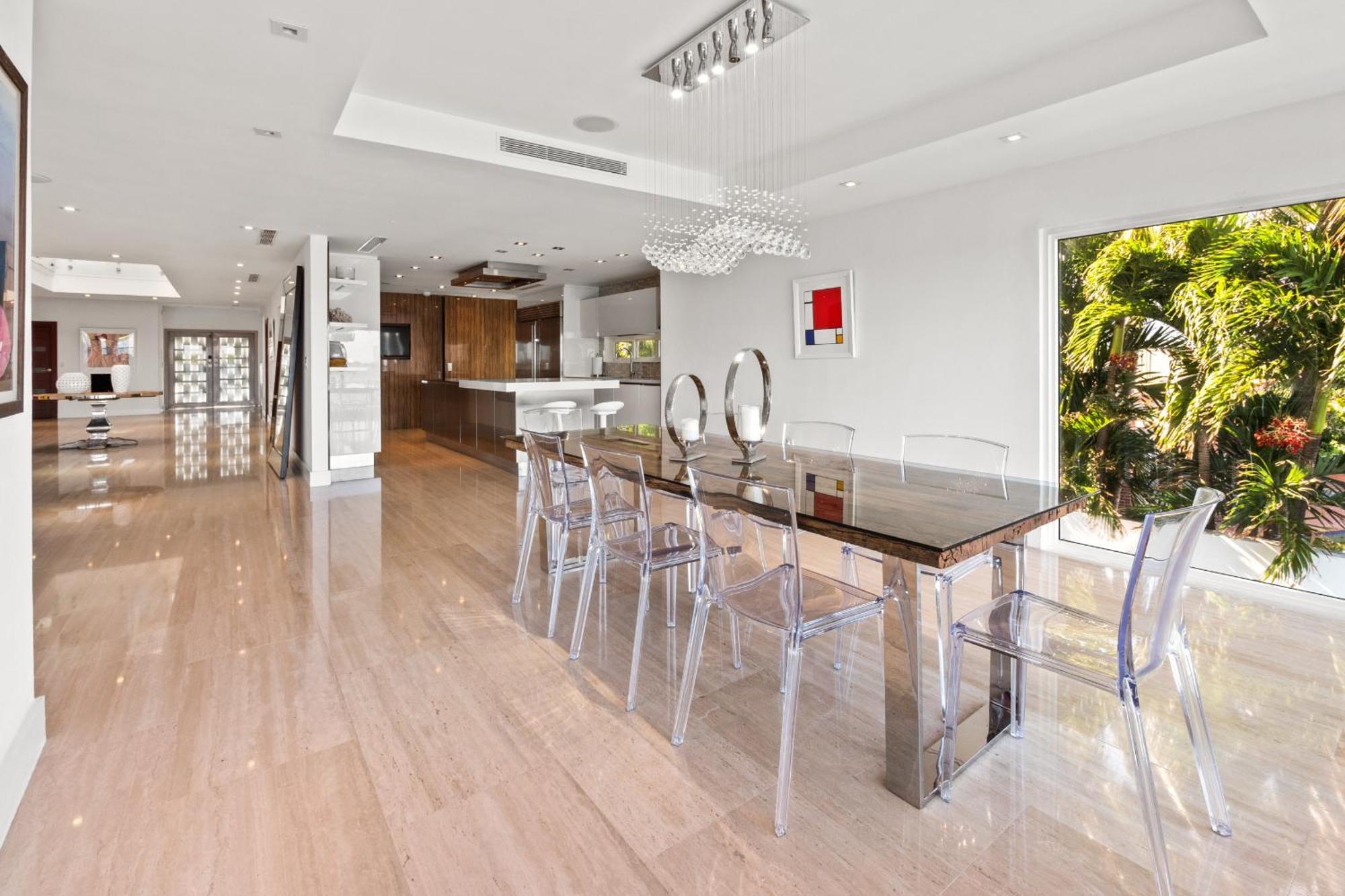 Villa Experience Opulence Your Exclusive Waterfront Sanctuary In