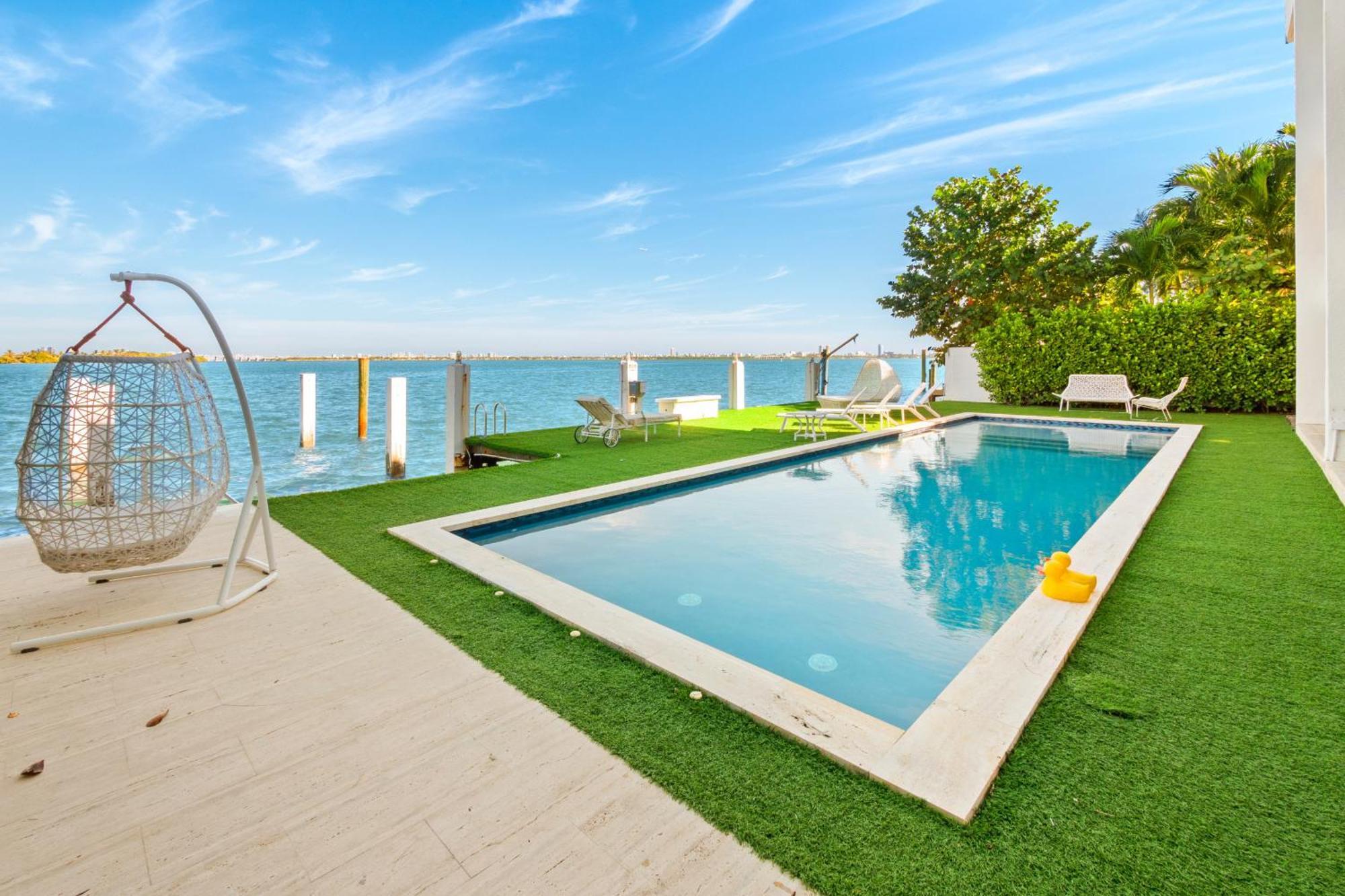 Experience Opulence Your Exclusive Waterfront Sanctuary In Miami
