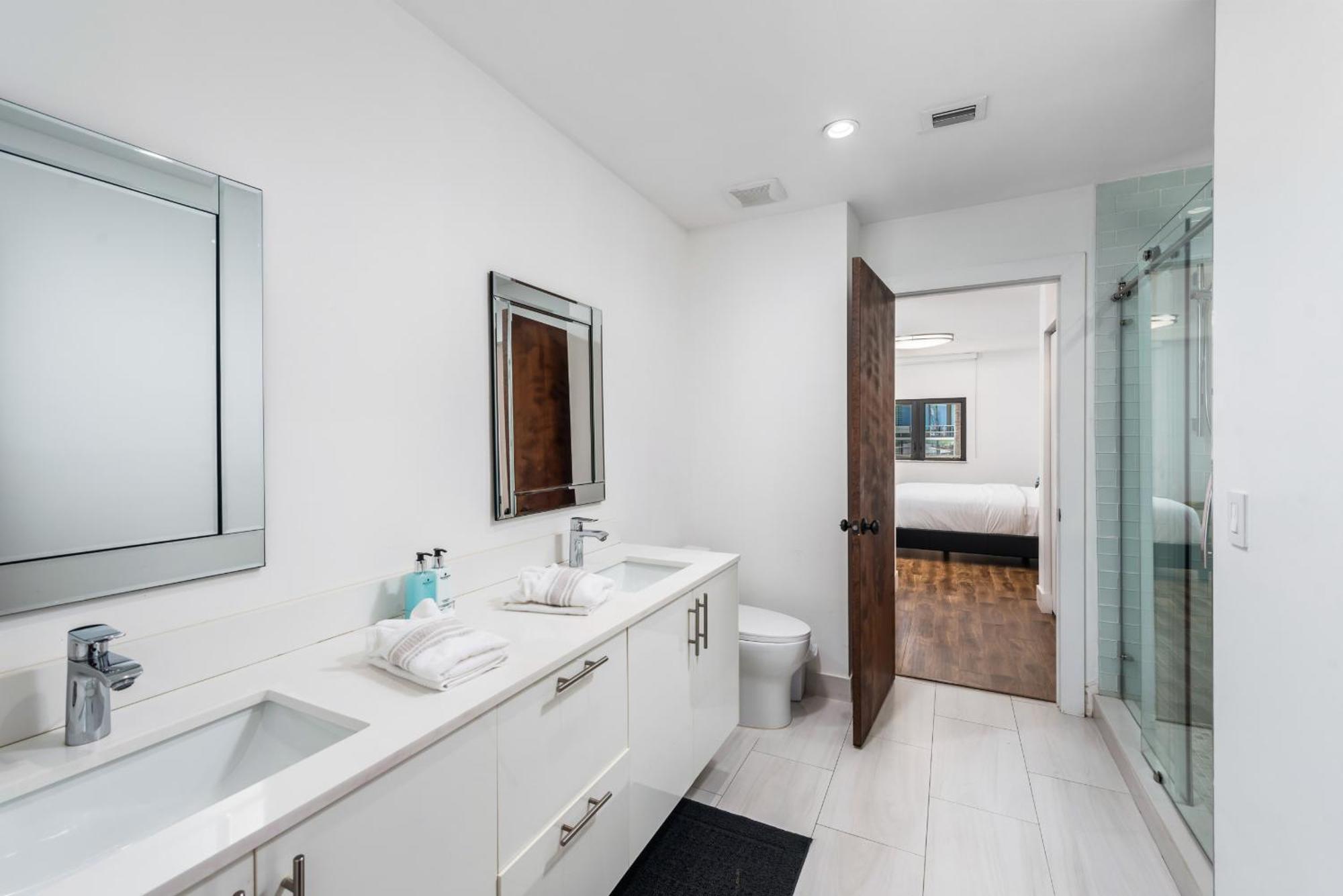 Villa Discover Serenity By The Your Exclusive Escape! Miami