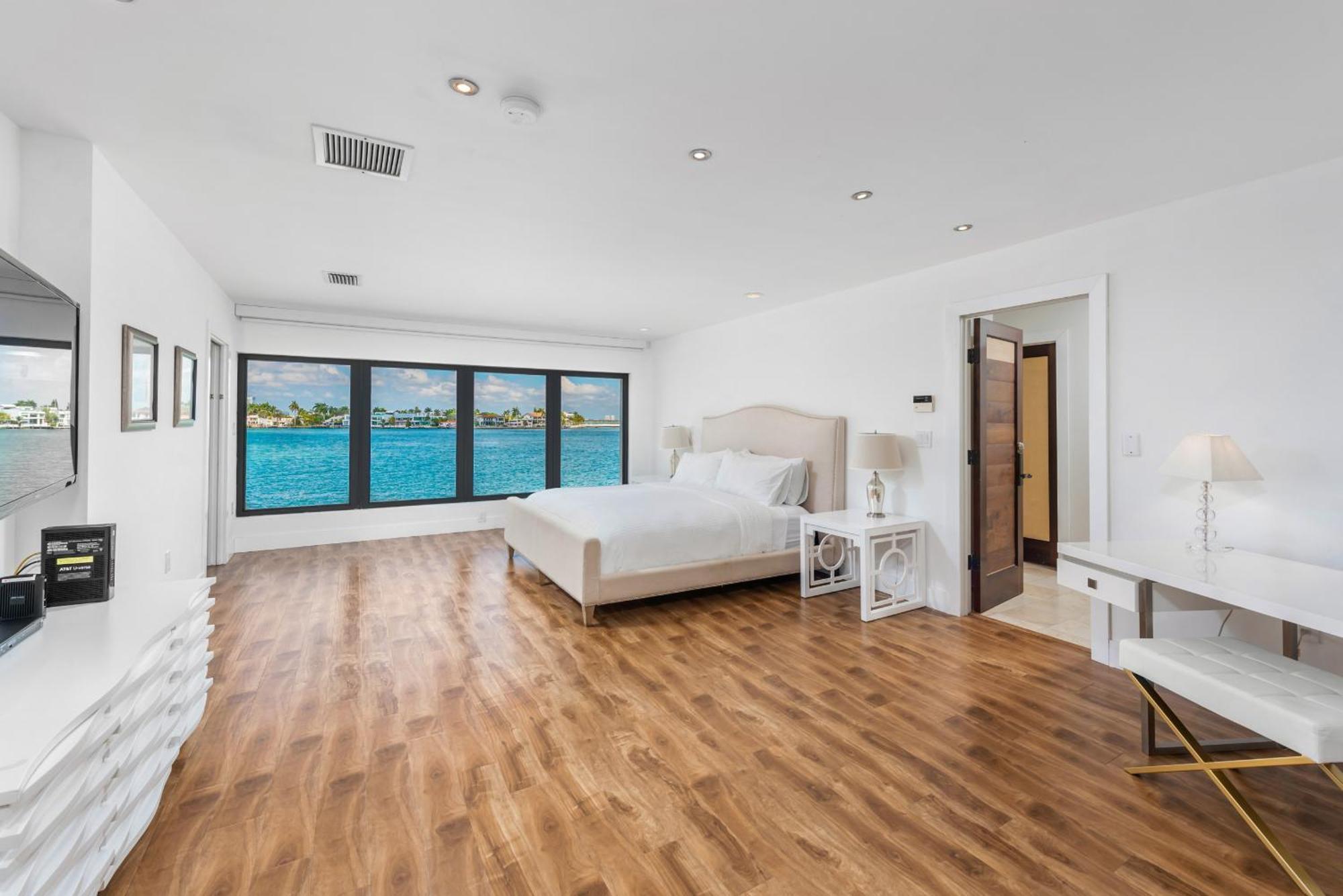Discover Serenity By The Your Exclusive Escape! Villa