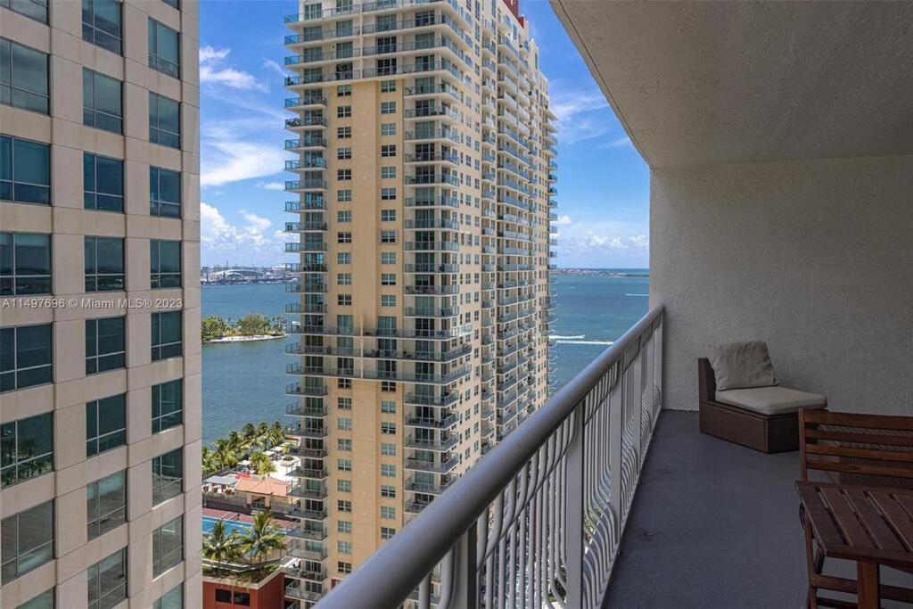 Entire In Brickell Steps From Brickell Centre * Miami