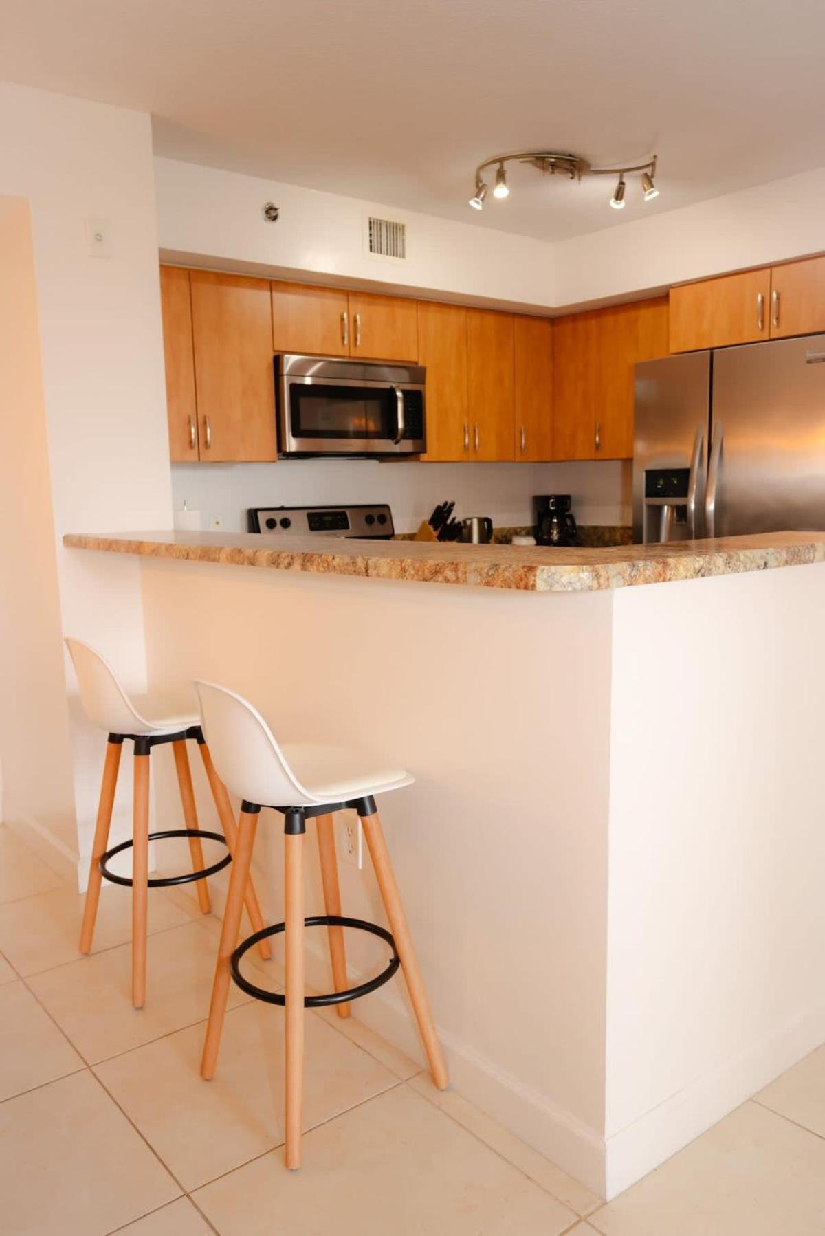 2 Luxury Bedrooms At Yacht Club De Aventura
