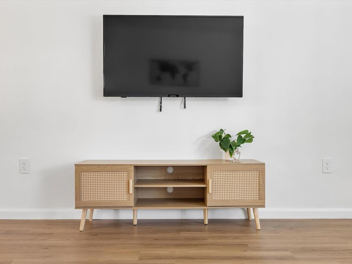 3br Newly Renovated In 15 Min To