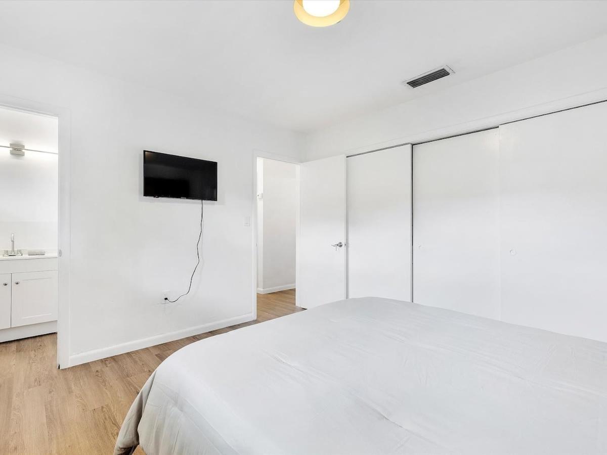 3br Newly Renovated In 15 Min To * Miami
