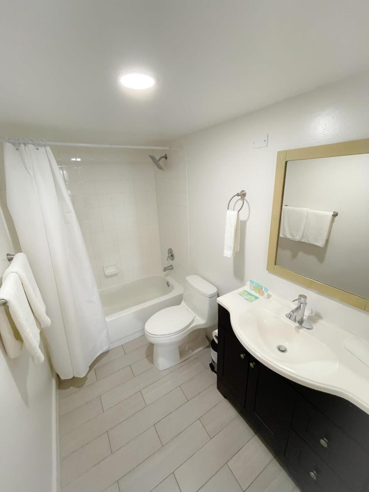 Apartment 2 Luxury Bedrooms At Yacht Club De Aventura *