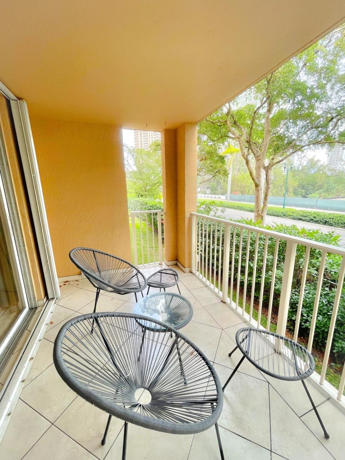 2 Luxury Bedrooms At Yacht Club De Aventura